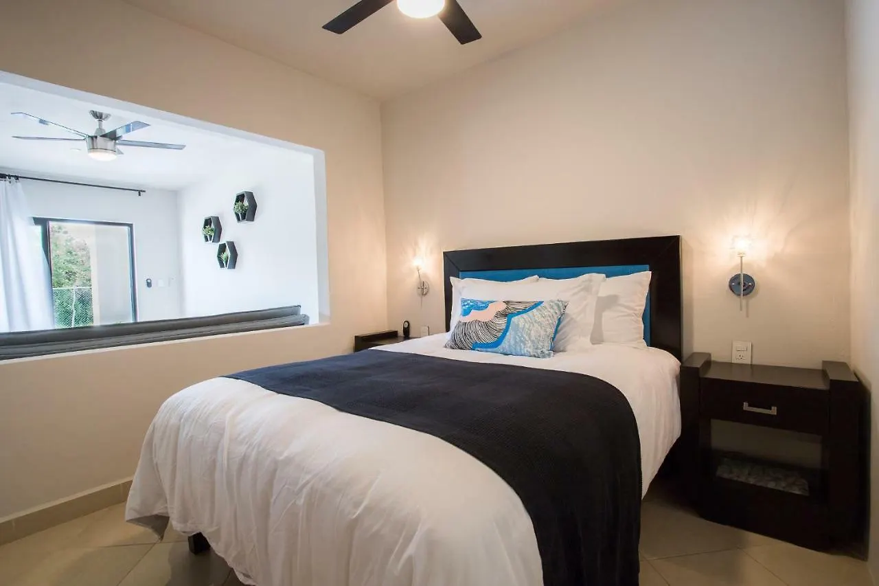 Honey B Suites Playa del Carmen