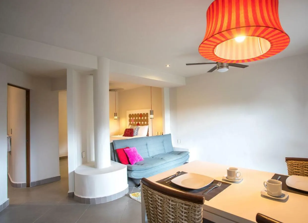Honey B Suites Playa del Carmen 3*,  Messico