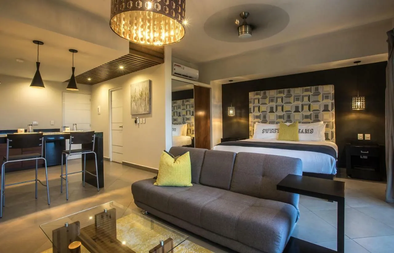 Honey B Suites Playa del Carmen 3*,  Messico