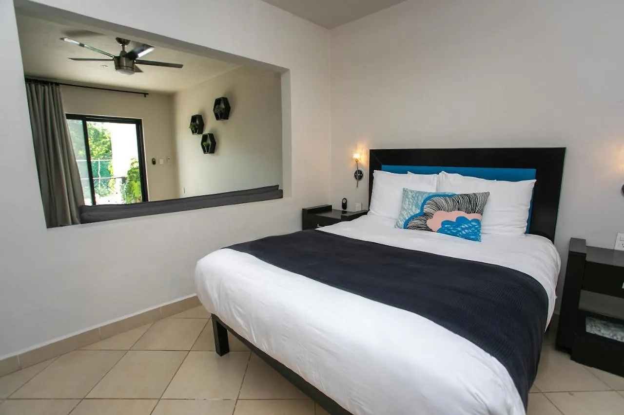 Honey B Suites Playa del Carmen 3*,  Messico